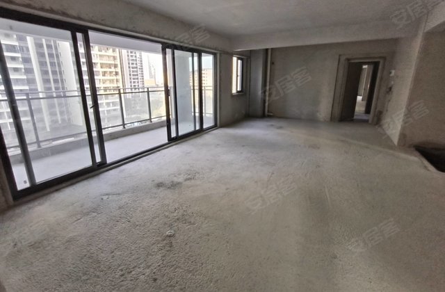 东风雅颂湾4室2厅143㎡150万二手房图片