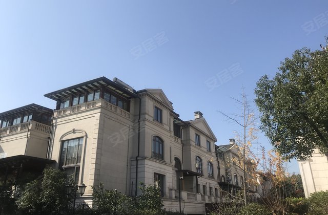 夏宫豪庭4室2厅398㎡0万二手房图片