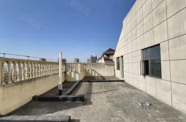 九悦鸿城5室3厅200㎡100万二手房图片