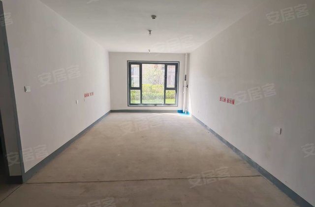 令牌丝路悦府3室2厅117㎡59万二手房图片