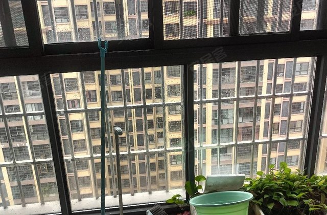天悦华府3室2厅96.73㎡63万二手房图片