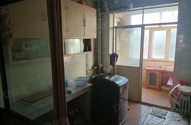 南院家属院3室2厅81.46㎡35万二手房图片