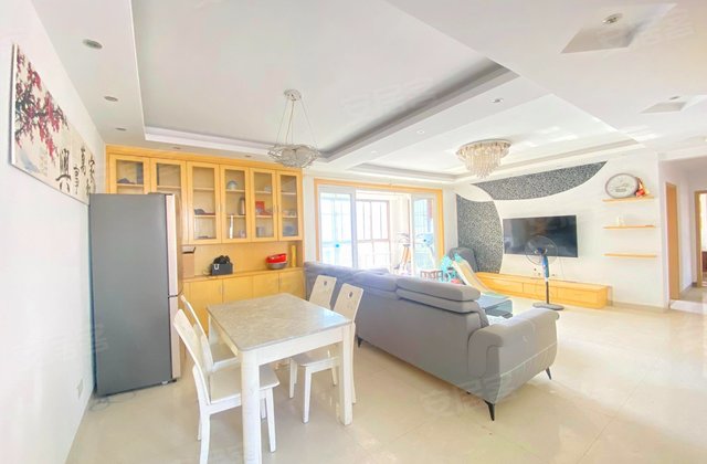 平安象湖风情4室2厅139㎡62万二手房图片