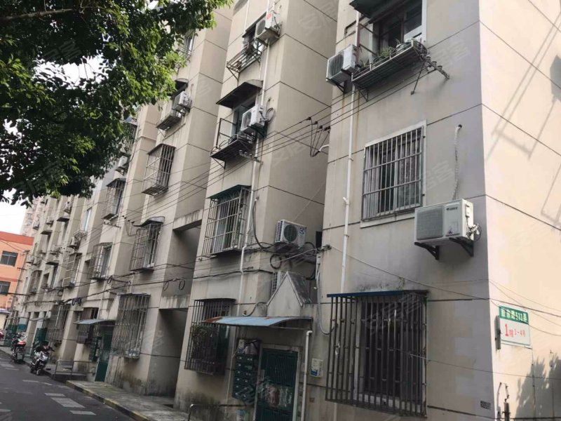 胶东路533弄小区