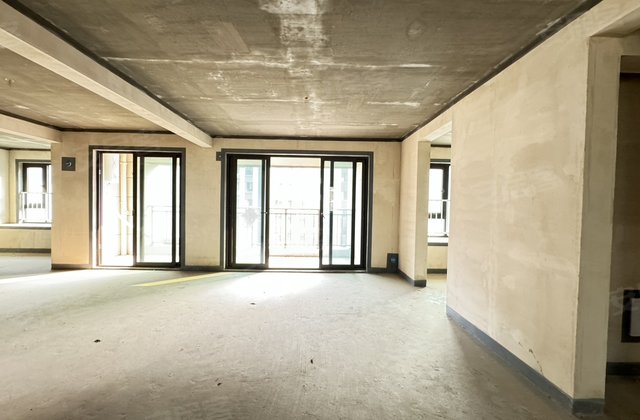 黄石保利时代4室2厅131.82㎡55万二手房图片