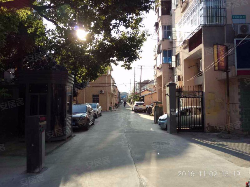 罗溪路60弄小区 