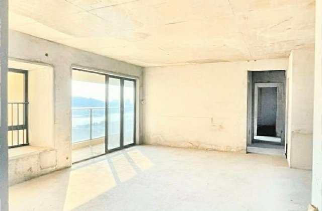 中洲半岛城邦4室2厅125.32㎡76万二手房图片