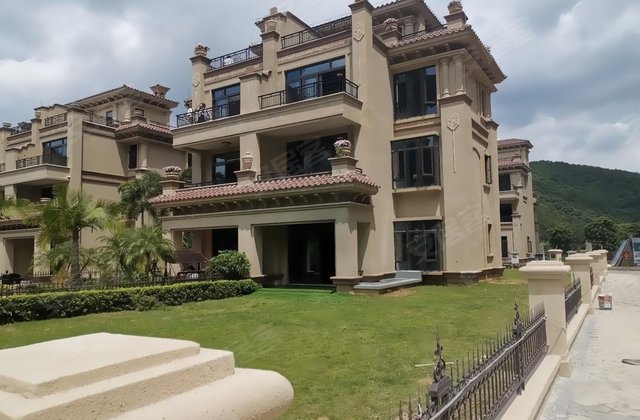 业主急用钱 儿子结婚 特价6500 恒大山湖郡别墅