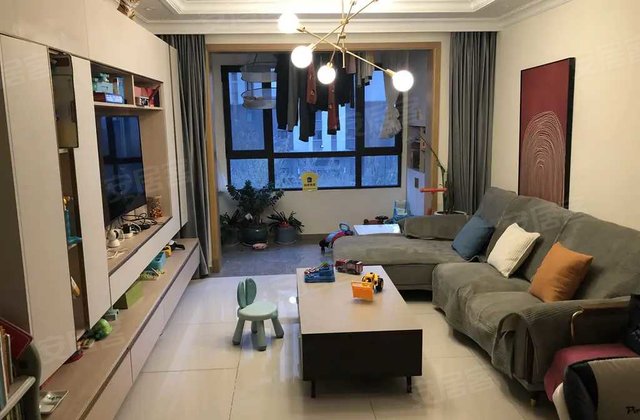 4分21世纪不动产尧都五洲国际广场村西路嘉华苑2021年建造中层(共19层