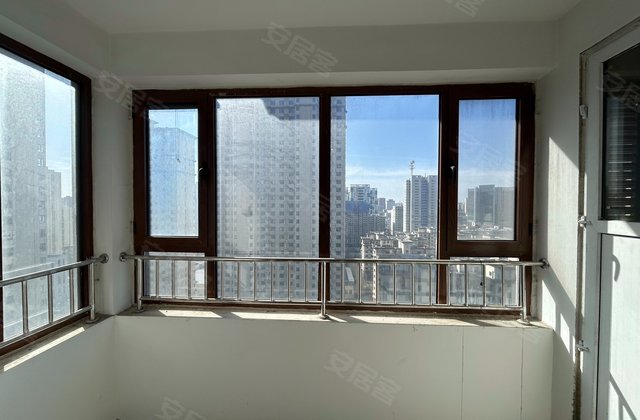 城市印象2室2厅1卫90.73㎡南北78万