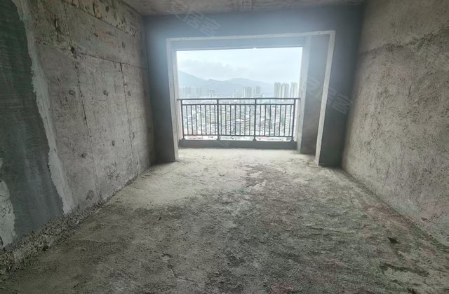 恒源学苑华府4室2厅111.16㎡40.8万二手房图片