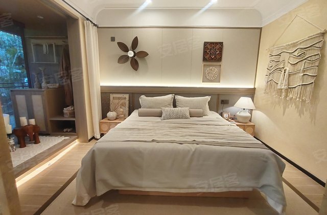 万科曼西缇2室2厅76㎡47.9万二手房图片