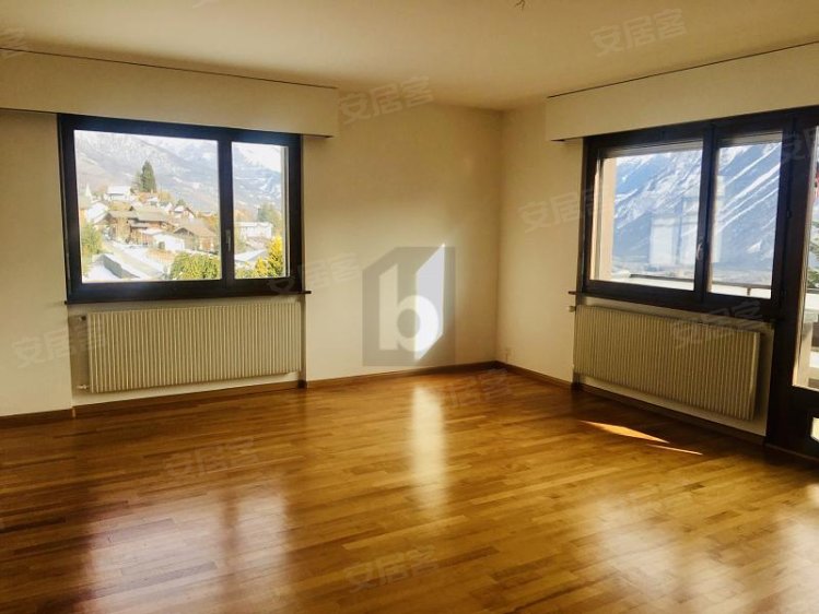 瑞士约¥415万SPACIEUX， FAFAMILY， AVEC VUE M二手房公寓图片