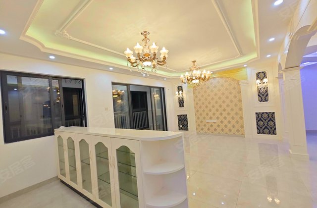 花样年别样城4室2厅101.76㎡64.6万二手房图片