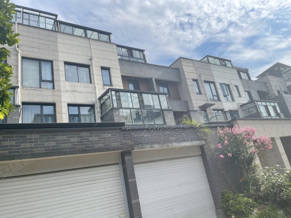 7室5厅 亚东朴园(别墅) 528万 231平 诚心出售 价