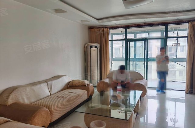 东方明珠花园4室2厅216㎡183.8万二手房图片