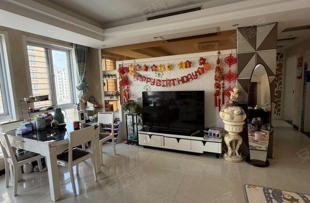 梦蝶庄园3室2厅138㎡49.5万二手房图片