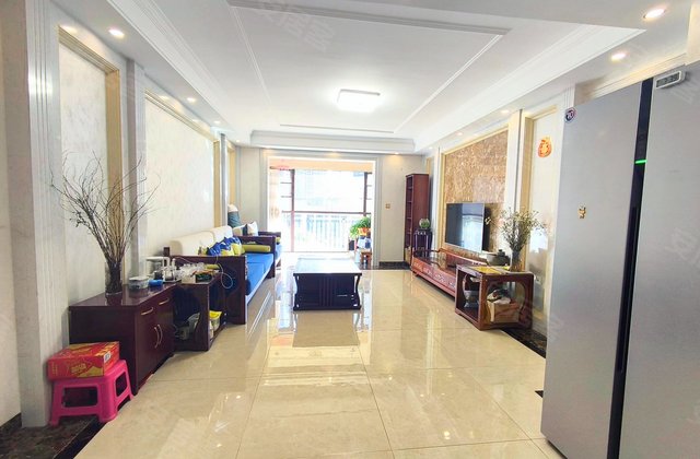 红星国际广场紫郡3室2厅129.08㎡145万二手房图片