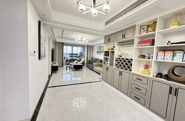 美麟峰景4室2厅136.39㎡149.8万二手房图片