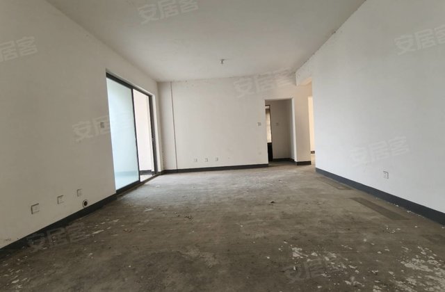 金雁欧城联邦3室2厅118㎡52万二手房图片