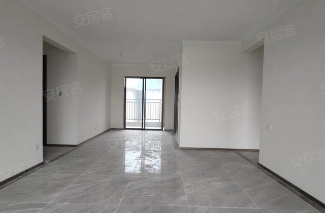 碧桂园玖珑湾4室2厅132㎡68万二手房图片