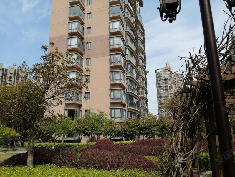 华亭公寓(松江)