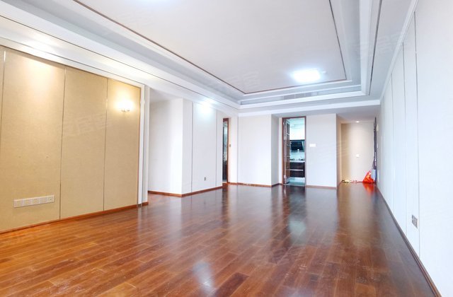 荣灿惠州中心3室2厅134.42㎡190万二手房图片