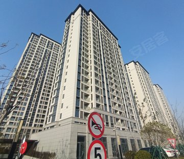 鸿翔龙悦府