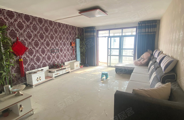 西城花园5室2厅150㎡62万二手房图片