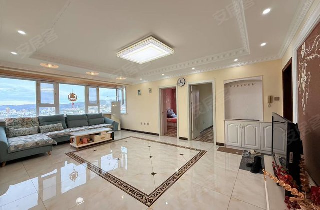 永盛小区(华山路)3室2厅133㎡55.8万二手房图片