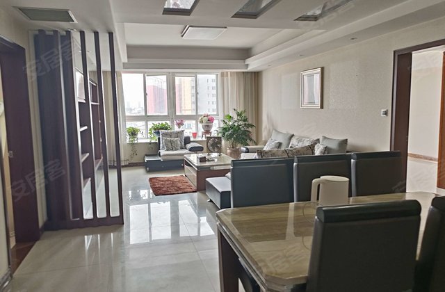 锦江公寓(卧龙)