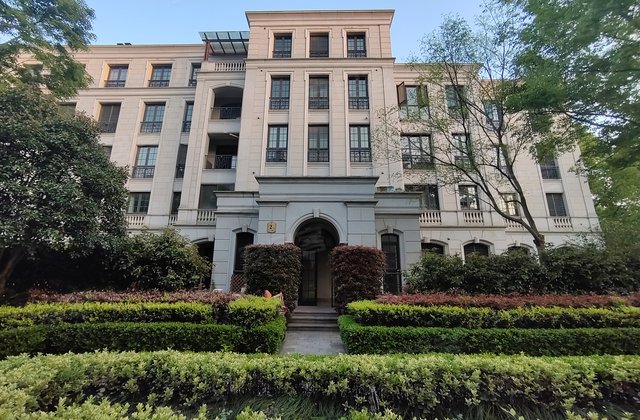 绿城英溪桃源4室2厅203㎡465万二手房图片