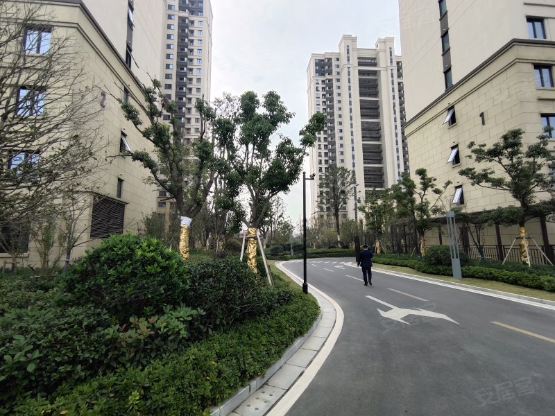 孔雀城四季澜湾