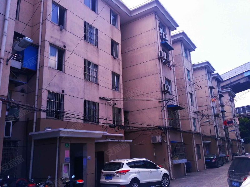 泰和路318弄小区 