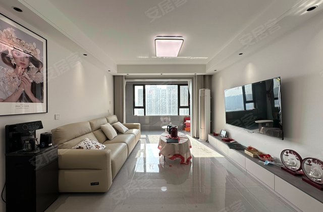 东亚国睿华庭3室2厅136㎡82.8万二手房图片