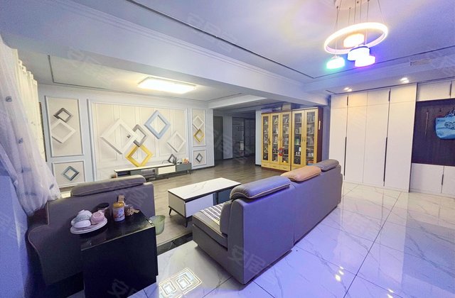 省人才大厦3室2厅157.94㎡80万二手房图片