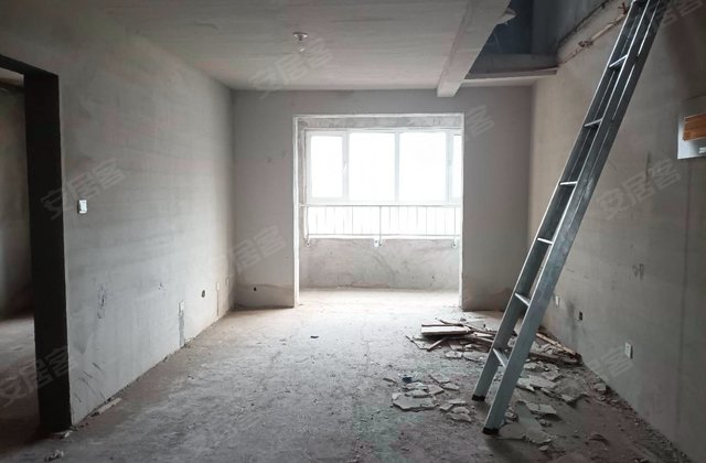 天成花园(A区)3室2厅127㎡82.5万二手房图片