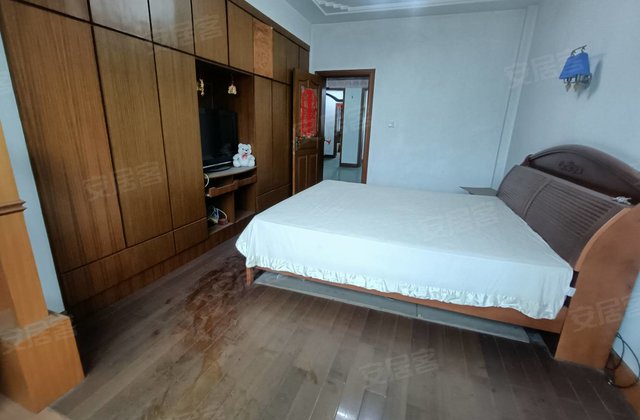 御园华府3室2厅110㎡55.8万二手房图片