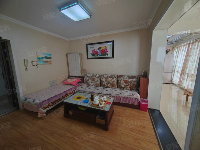 连城别苑景园通阳台精装一室一厅安居东城翠园悦龙庭