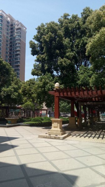 虹景花园(别墅),关山口特1号-武汉虹景花园(别墅)二手房,租房,房价