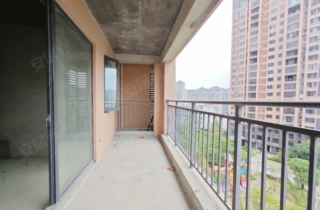 一品尊府3室2厅112.63㎡45万二手房图片