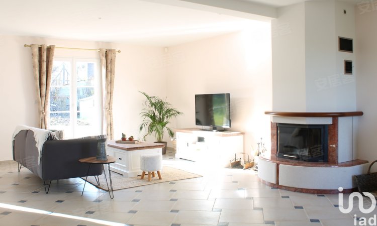 法国约¥305万FranceChamblyHouse出售二手房公寓图片