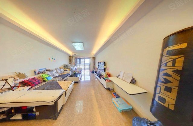 中珠九悦不靠路单元！南向三房两卫！中高楼层视野景观好 诚售