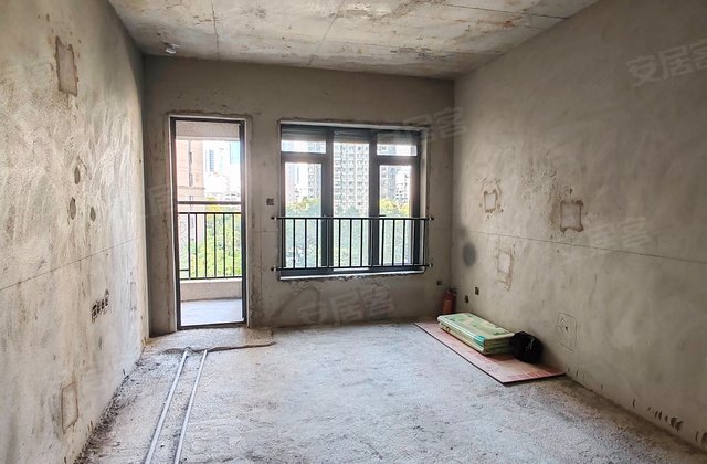 恒大御府3室2厅90.05㎡68万二手房图片