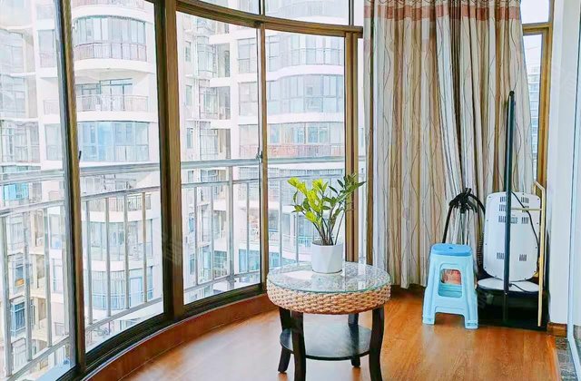 瀛寰名仕苑2室2厅95.94㎡150万二手房图片