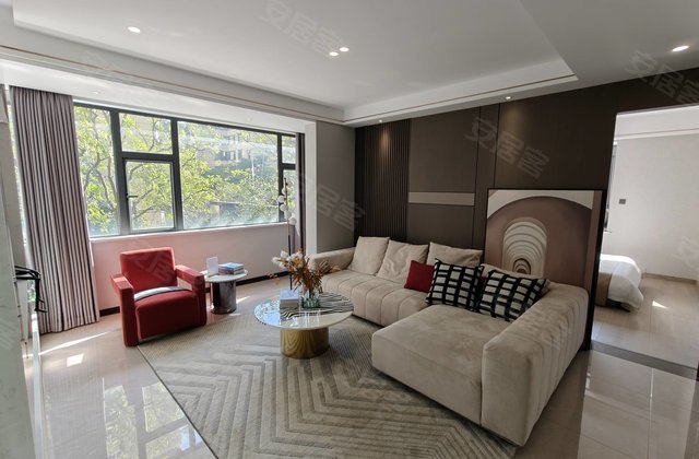 绿洲华府4室2厅132㎡55.3万二手房图片