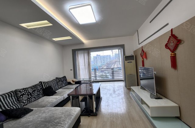 景新花园3室2厅135.38㎡46.8万二手房图片