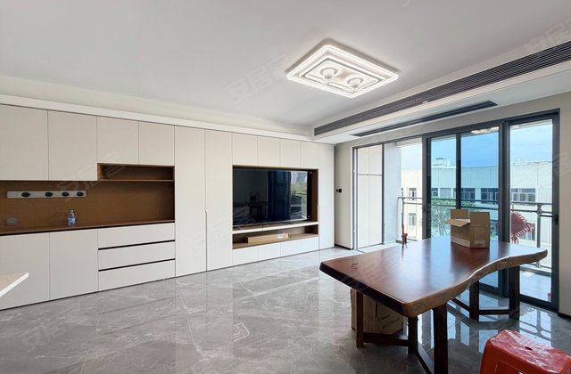 保利四季和颂4室2厅118㎡205万二手房图片