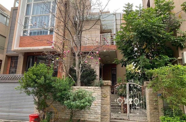 仅此一间,难得一遇5室2厅4卫290㎡东南共5层2010年建造凯丽山庄顺德