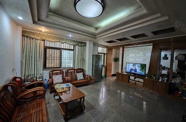 西华园3室2厅110㎡63万二手房图片